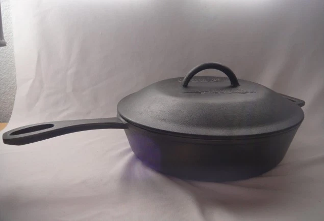 Bayou Classic #7440 3-Qt Cast Iron Deep Skillet + Domed Lid - Cleaned & Seasoned