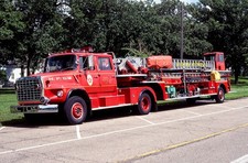 FIRE APPARATUS SLIDE MINNEAPOLIS MN L-2 1976 FORD PIRSCH 100  TDA KODACHROME