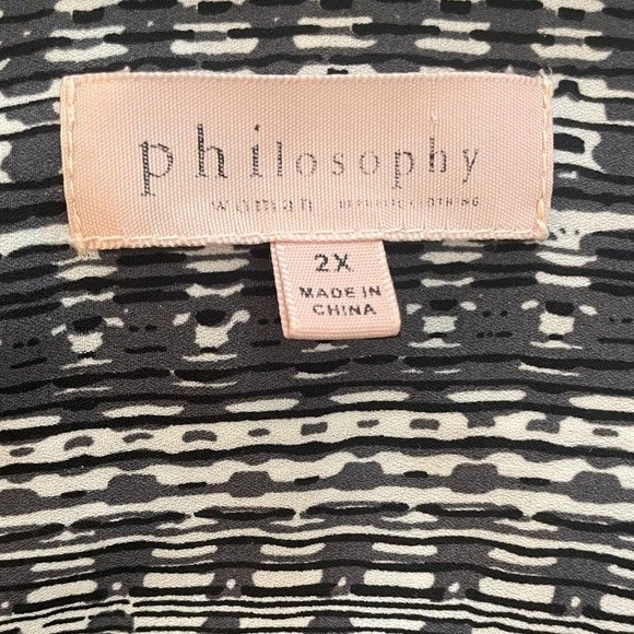 Top Philosophy Monocromo Abstracto Blanco y Negro Boho Hippie Único, 2X Foto 2 de 4