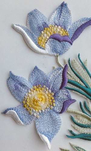 Pasque-Flower Delicate Handmade Embroidered Patch - Picture 5 of 5