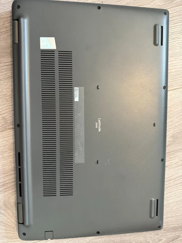Dell Latitude 3540 · i5-1335U · 16GB · 512GB, photo 2 sur 5