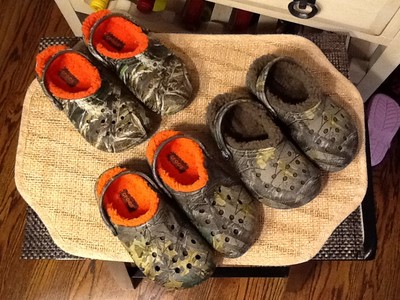 kids lined camo crocs