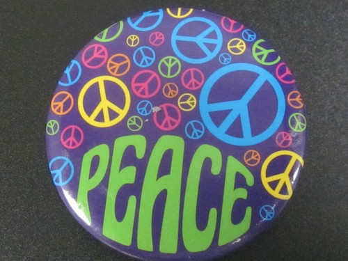 Vintage Peace Button - clean/standard wear/colorful - Picture 3 of 3