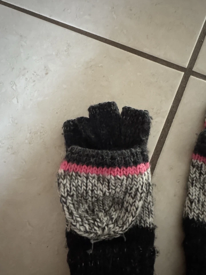 Guantes de dueño American Eagle rosa y negro manopla mujer/niña Foto 2 de 4