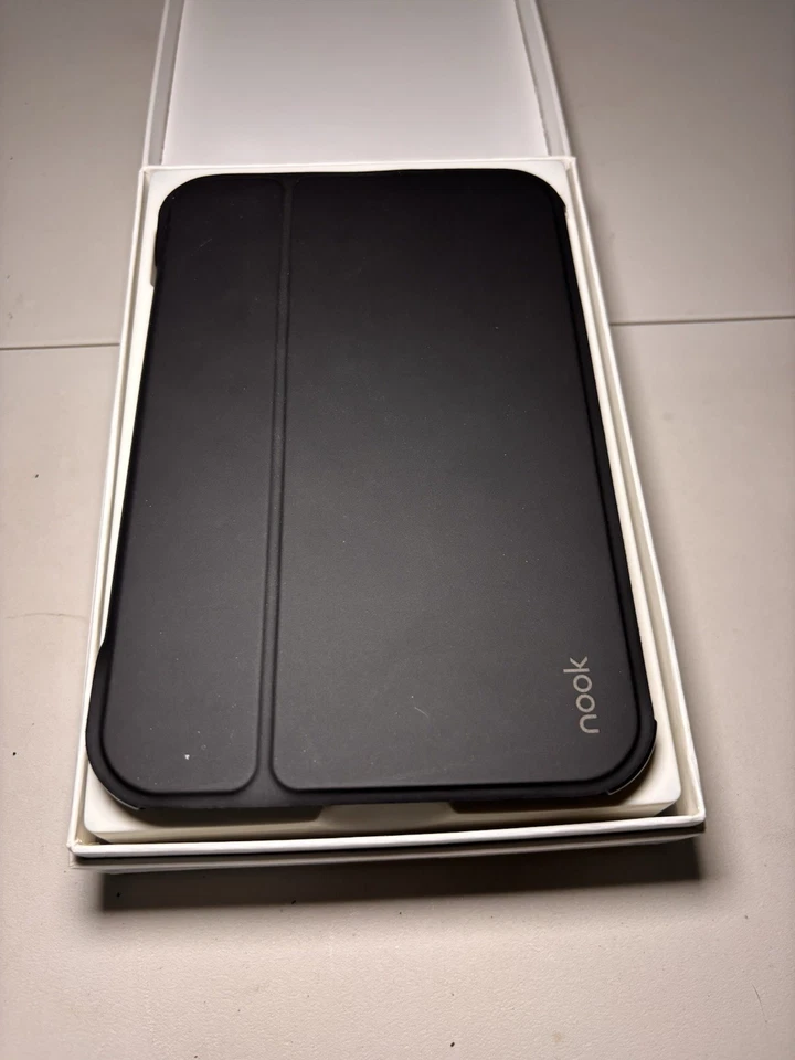 Barnes & Noble Nook HD+ E-Reader Tablet 7" Wifi 16GB - Image 2 of 4