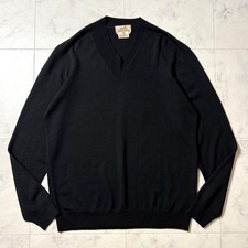 HERMES Asymmetrical V-neck Merino Wool Knit Sweater Size M Black Made in Italy
