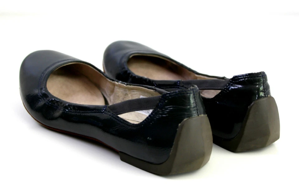 ZAPATOS SIN CORDONES DE BALLET PLANOS CHAROL GRIS OSCURO Tsubo Talla 7 US/38 Foto 4 de 4