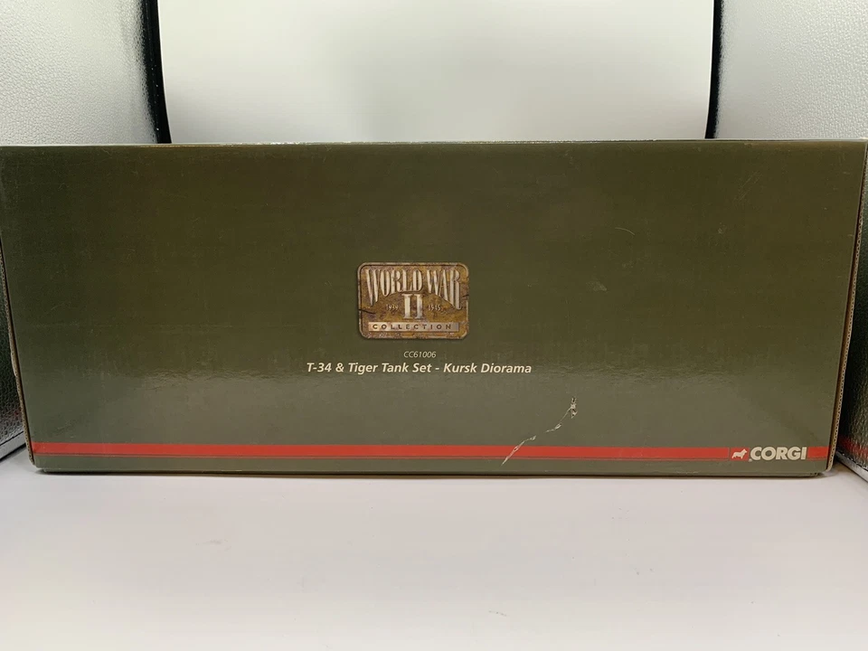 CORGI CC61006 T-34 & TIGER TANK SET KURSK DIORAMA 1/50 - Image 4 of 4
