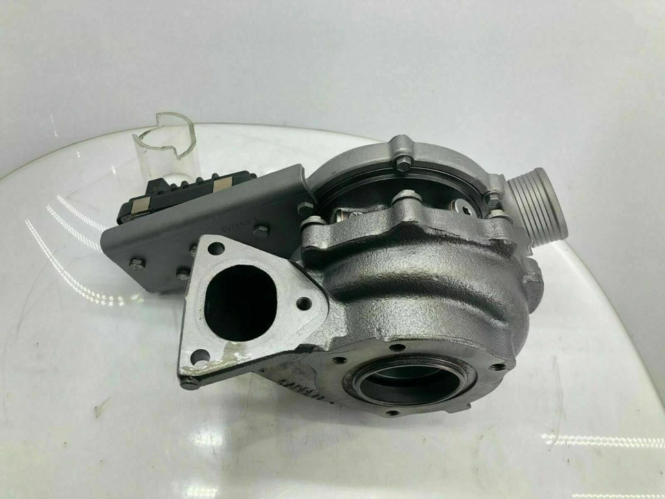 Turbolader Volvo S60 S80 V70 XC90 XC70 2.4 D 5 I5D P2 757779-5 30757080 Ink. El. - Bild 4 von 4