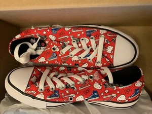 hello kitty converse red
