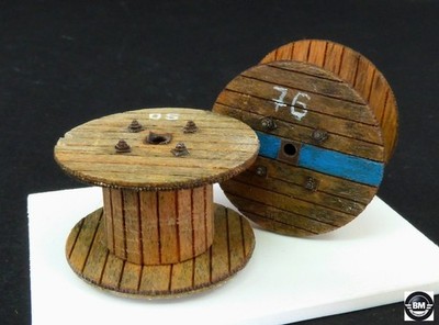 Plus Model Cable Reels Big Kabeltrommel klein 1:48 Diorama Art. 4049