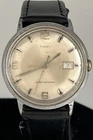 Vintage Mens Mechanical Timex Silver Tone Analog Wristwatch RUNS AND STOPS H