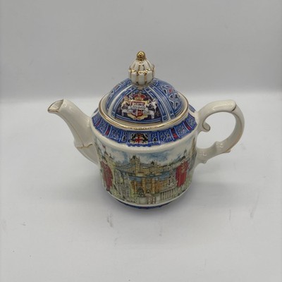 Vintage Sadler England Thameside Teapot London Heritage Collection