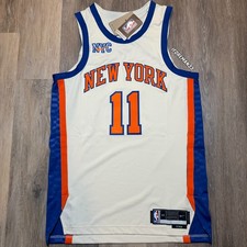 Ultimate New York Knicks Collector and Super Fan Gift Guide 40