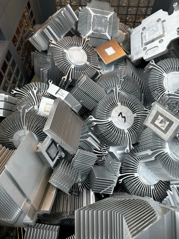 Lot of Mixer Size Clean Aluminum Heat Sinks 10+ lbs - For Casting- Crafts- Parts - Image 2 of 4