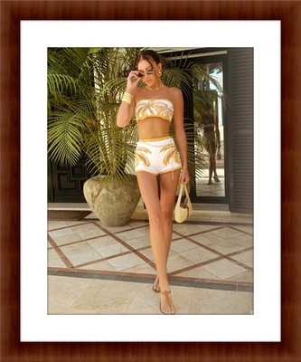 Paulina Gretzky 8.5 x 11 Candid Color Unframed Collectable Photograph