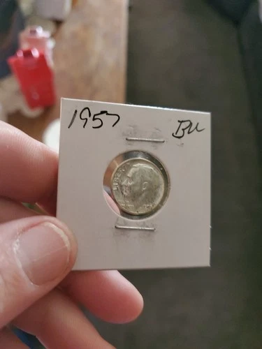 1957 SILVER BU ROOSEVELT DIME. NICE!