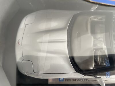 Vintage Rare WELLY 1999 Chevrolet Corvette 1:18 Die cast model car