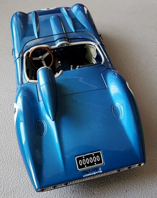 AUTOart - 【中古】AUTOart 1/18 Chevrolet corvette ss 1957 ミニカー[10][240069147590] 1/18 AUTOart 1957 Chevrolet Chevy Corvette SS (Blue) Diecast