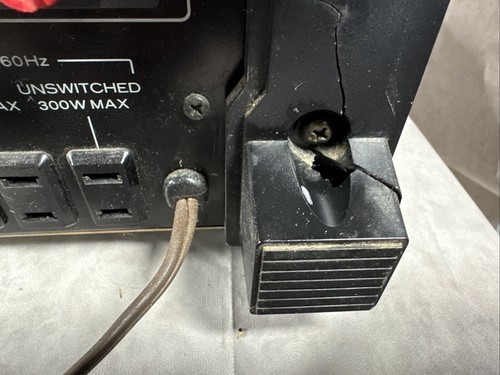 Kenwood KA-7100 Integrated Stereo DC Amplifier Powers On - Picture 13 of 14