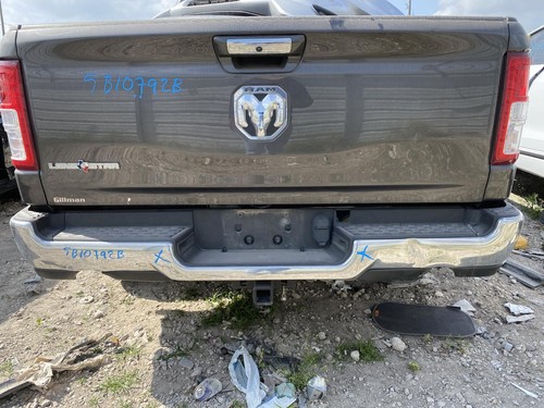 Used Left Tail Light Assembly fits: 2020 Ram Dodge 1500 pickup new style 6 lug w - Picture 17 of 24