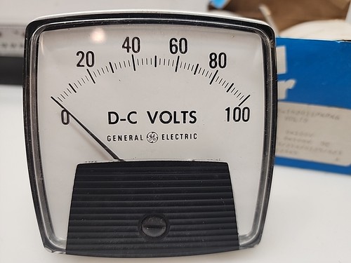 NOS! GENERAL ELECTRIC,50-162011PKPK6,PANEL METER 0-100 DC VOLTS - Picture 2 of 5