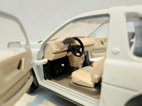 Burago 1:24 Metal Freelander National Park Conservation Land Rover Model Kit - Picture 12 of 13