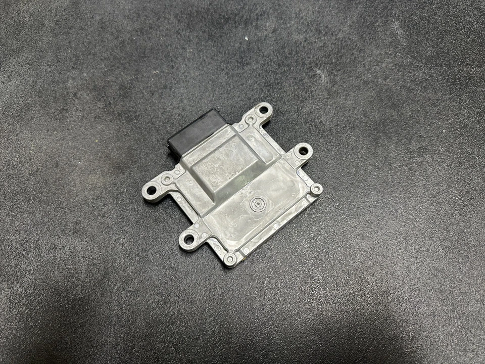 Módulo de control de transmisión Subaru Outback 2016 30919AE930 OEM Foto 4 de 4