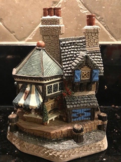 Picture 1 of 6