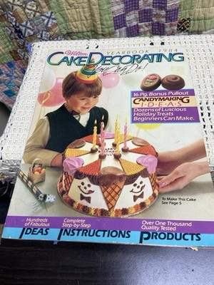 1984 WILTON YEARBOOK OF CAKE DECORATING Cookbook Recipes WEDDING EASTER MOLDS