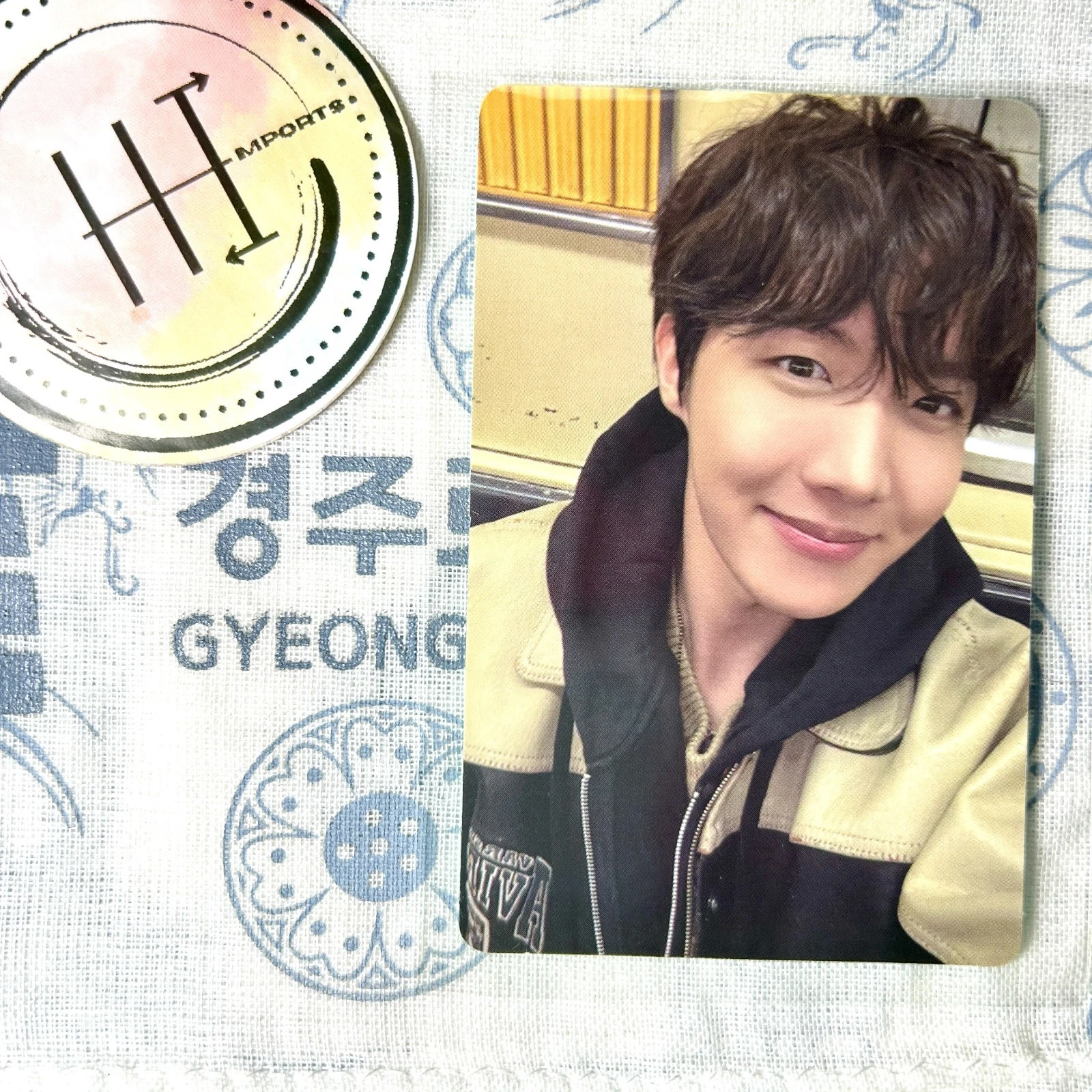 J-Hope - Hope on the Street POB photocard photocard