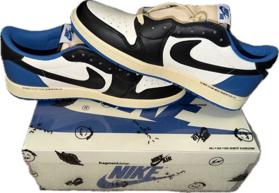 Talla 11 - Jordan 1 Retro x Diseño Fragmento x Travis Scott Bajo Azul Foto 4 de 4