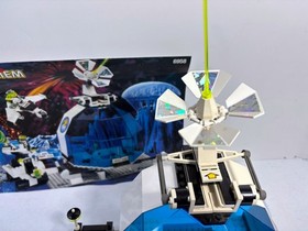 LEGO Space:  Exploriens: Android Base 6958 (1996) + Alien Fossilizer 6854