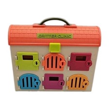 B.Critter Clinic - Toy Vet Set - Animal Hospital - No Animals Or Keys 
