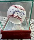 Pete Rose Autographed White Cincinnati Reds Jersey - Framed & ball autographed — photo 2