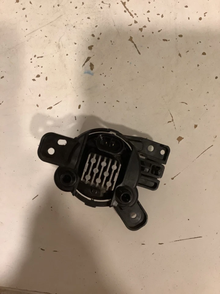 2021 -2022 CHEVROLET TRAILBLAZER DRIVER LH FOG LIGHT OEM C32L-13431 TL — 第 4/4 张图片