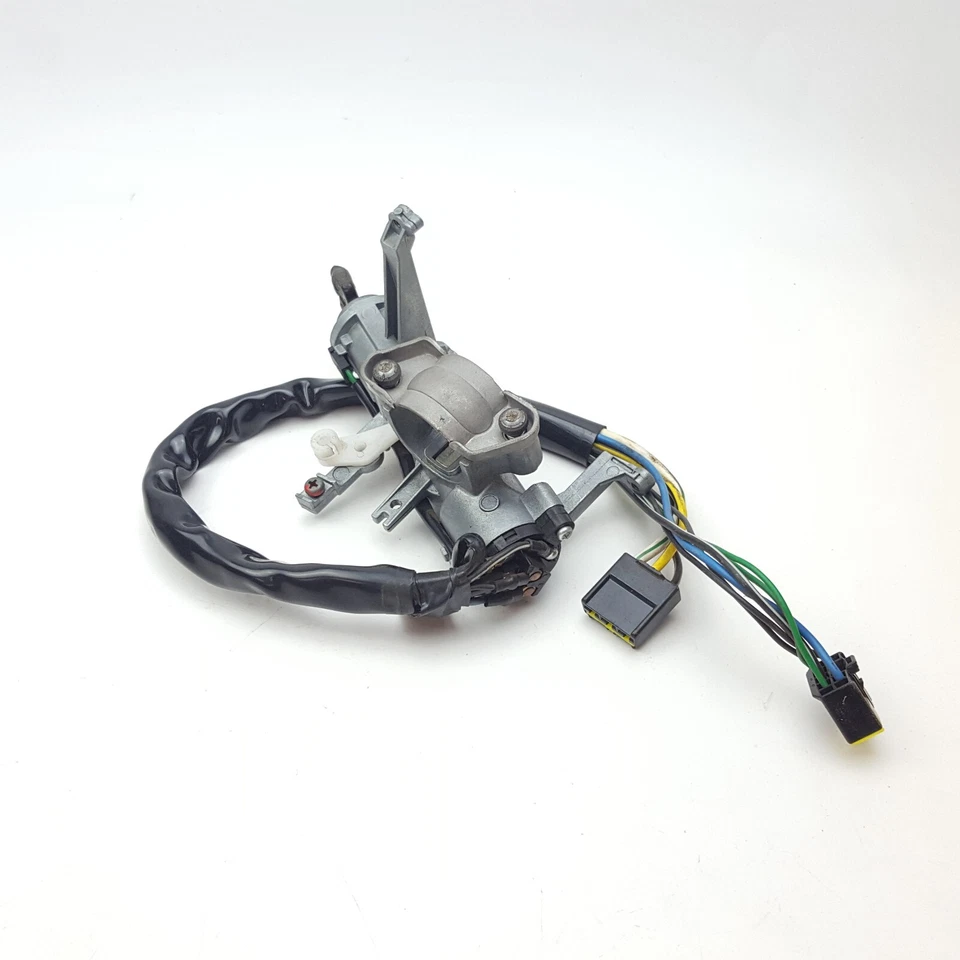 Interruptor de encendido Suzuki Swift 1998-2001 llave de montaje A/T 1999 2000 Foto 3 de 4