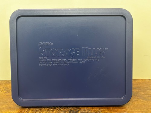 Pyrex Storage Plus Clear Glass Casserole Baking Dish With Blue Lid 2.75 QT 7212