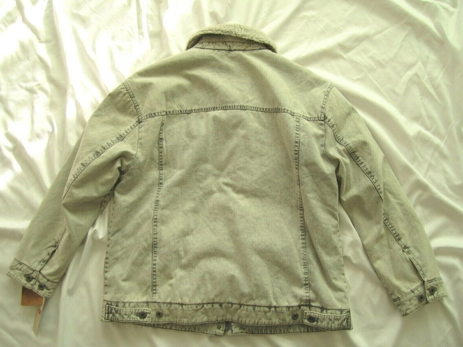 Levis Mens Sherpa Lined Trucker Jacket Grey Acid Wash Denim XL LW8RC790 - product detail image 7