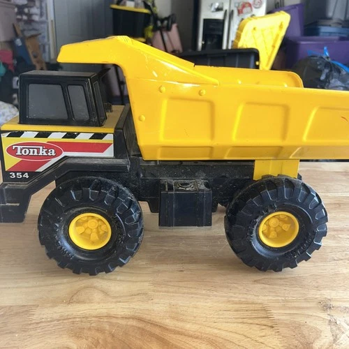 Tonka Truck 354 Yellow Construction Large Metal Classic Dump Truck 2012