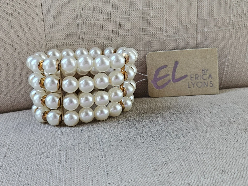 Pulsera de perlas Erica Lyons con cuentas imitación perlas cuatro hilos nueva con etiquetas envoltura elástica Foto 3 de 4