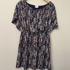 One Clothing Tie Back Dress Flowy Feather Print Sz XL EUC