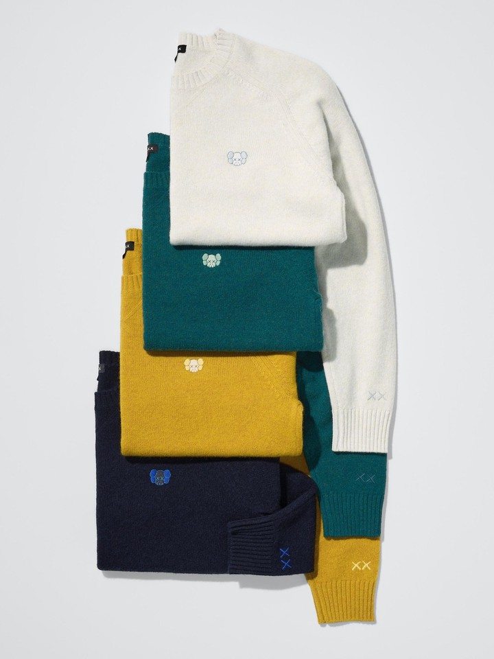Uniqlo x KAWS WINTER Lambswool Sweater UNISEX NAVY WHITE YELLOW GREEN from JAPAN