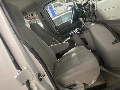 09-22 Ford E350 Front Seat (bucket) cloth manual RHMedium Flint-ME