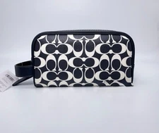 NWT Coach Small Travel Kit In Signature Canvas CP202