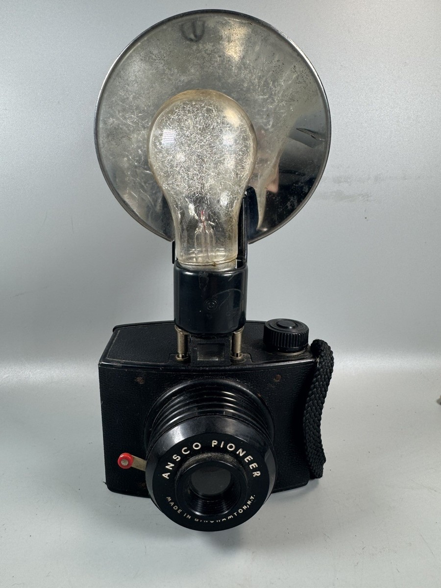 Vintage Ansco Pioneer 620 Film Camera w/ GE Flash Unit – Made in