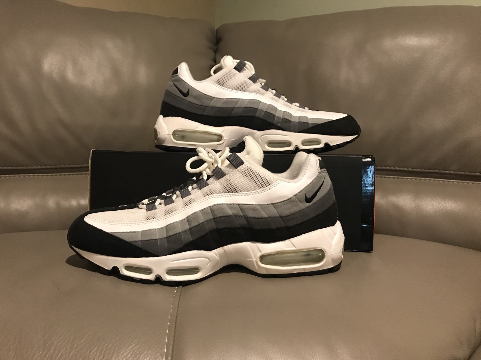 nike air max 95 Size 10 nike air max 95 Size 10
