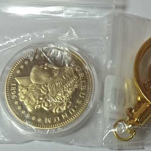 Stylish Commemorative Coin Holder Keyring - 1896 Copper Morgan Dollar - Picture 10 of 15