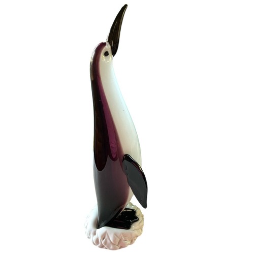 Federpuppe Kunst Glas leuchtende Skulptur Murano Stil auf Schnee UV reaktiv Figur - Bild 5 von 18