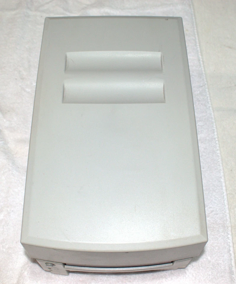 Rimage Prism-Plus Perfect Image CDPRS-11C CD/DVD/BR Color Thermal Printer P-5 - Image 2 of 4